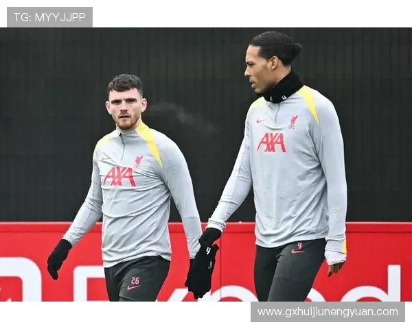 滕哈赫球队关键球员近期表现稳健,持续提升战术执行力 滕哈赫球队关键球员近期表现稳健,持续提升战术执行力