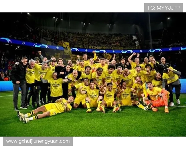 告别豪门幻想!多特蒙德内乱升级,争冠之路因战术与管理分歧陷入危机 告别豪门幻想!多特蒙德内乱升级,争冠之路因战术与管理分歧陷入危机