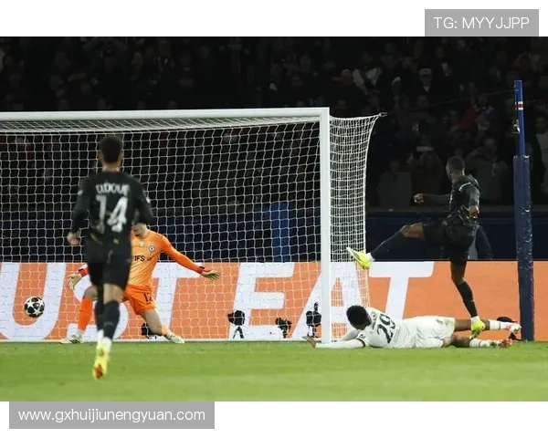 巴黎圣日耳曼进攻上限问题显现,当前赛季表现受限对争冠形势产生影响