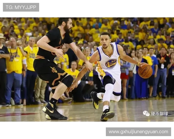 欧文单打拉开空间胜过库里，关键回合更高效